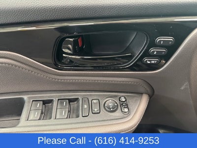 2018 Honda Odyssey Elite 3.5 Liter V6 8 Passenger 3rd Row Seating