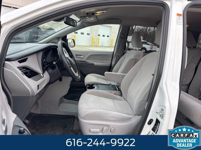 2018 Toyota Sienna LE 7 Passenger