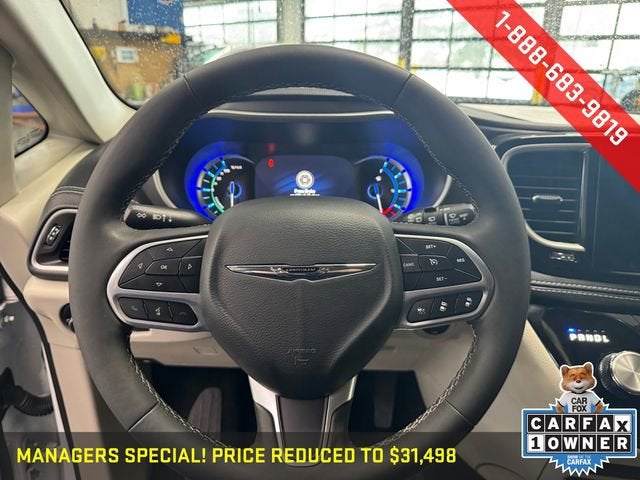 2024 Chrysler Pacifica Hybrid Select