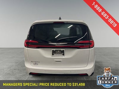 2024 Chrysler Pacifica Hybrid Select