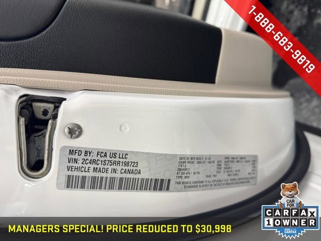 2024 Chrysler Pacifica Hybrid Select