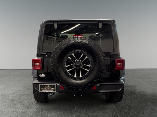 2025 Jeep Wrangler 2-Door Willys 4x4