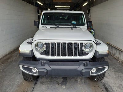 2025 Jeep Wrangler 4-Door Sahara 4x4