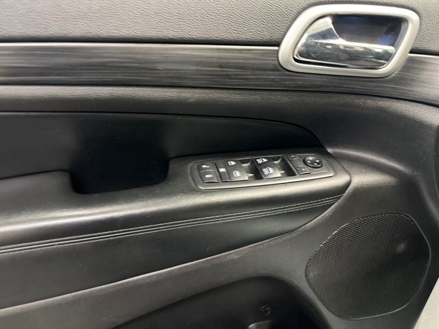 2019 Jeep Grand Cherokee Laredo E 4x4