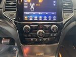 2019 Jeep Grand Cherokee Laredo E 4x4