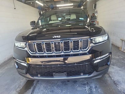 2025 Jeep Grand Cherokee Limited 3.6 Liter V6 4WD