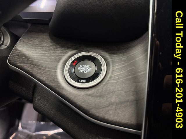 2022 Jeep Grand Cherokee Limited 4x4