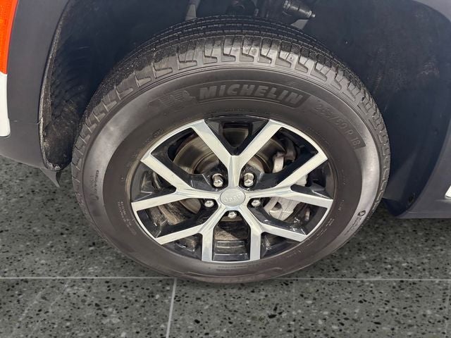 2023 Jeep Grand Cherokee Limited 3.6 Liter V6 4WD