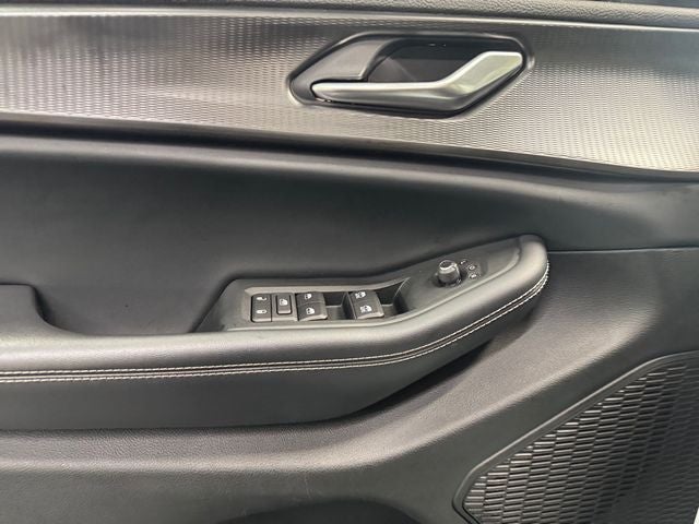 2023 Jeep Grand Cherokee L Altitude 3.6 Liter V6 4WD