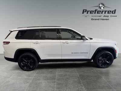 2023 Jeep Grand Cherokee L Altitude 3.6 Liter V6 4WD