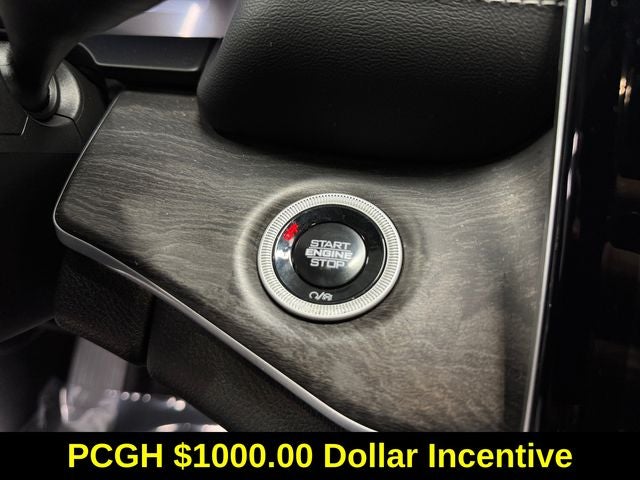 2025 Jeep Grand Cherokee L Limited 4x4