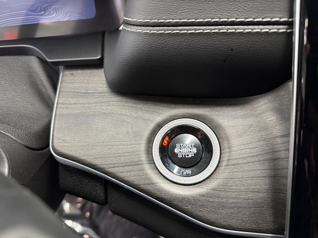 2024 Jeep Grand Cherokee L Limited 3.6 Liter V6 4WD