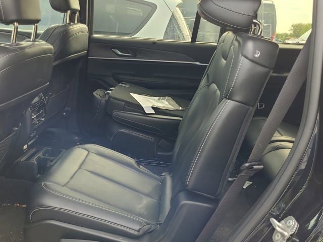 2024 Jeep Grand Cherokee L Limited 3.6 Liter V6 4WD