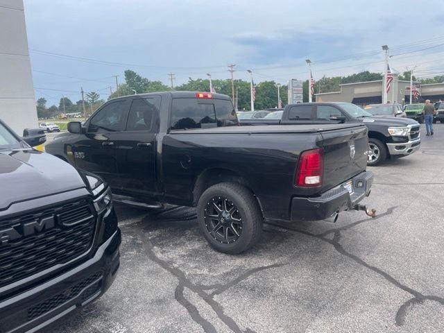 2017 RAM 1500 Sport 5.7 Liter V8 Hemi Crew Cab 4WD