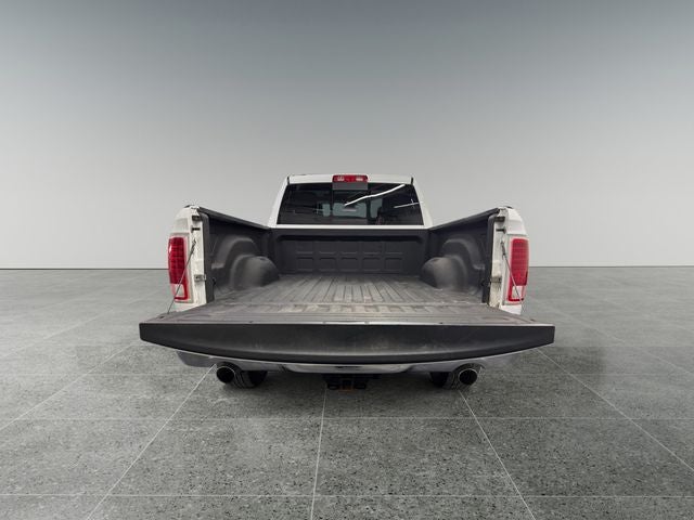 2017 RAM 1500 Laramie Quad Cab 4x4 6'4' Box