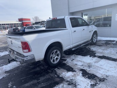 2017 RAM 1500 Laramie Quad Cab 4x4 6'4' Box