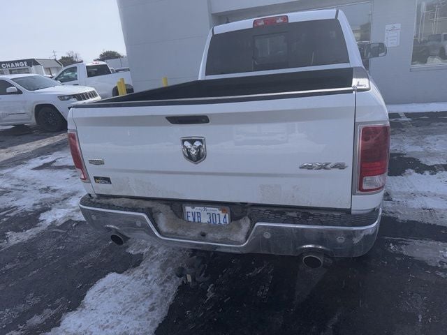 2017 RAM 1500 Laramie Quad Cab 4x4 6'4' Box