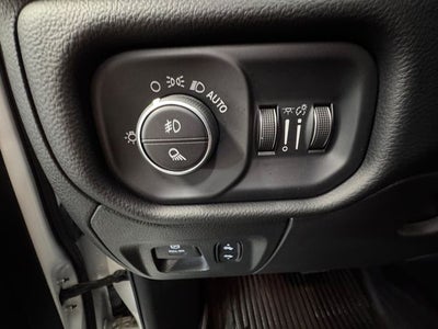 2019 RAM 1500 Big Horn/Lone Star Crew Cab 4x4 5'7' Box