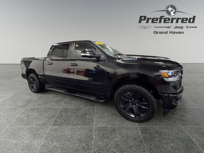 2021 RAM 1500 Big Horn/Lone Star 5.7 Liter V8 Hemi Crew Cab 4WD