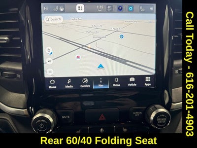 2022 RAM 1500 Big Horn Crew Cab 4x4 5'7' Box