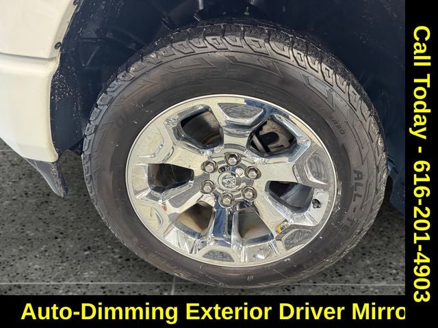 2022 RAM 1500 Big Horn Crew Cab 4x4 5'7' Box