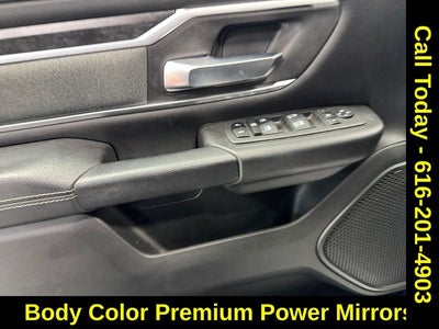 2022 RAM 1500 Big Horn Crew Cab 4x4 5'7' Box