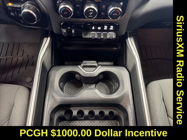 2022 RAM 1500 Big Horn Crew Cab 4x4 5'7' Box