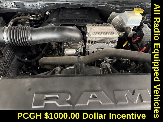2022 RAM 1500 Big Horn Crew Cab 4x4 5'7' Box