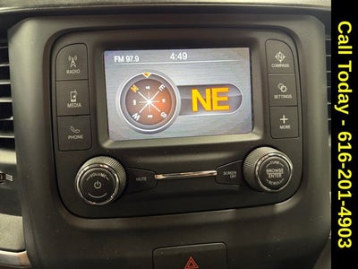 2022 RAM 1500 Big Horn Crew Cab 4x4 5'7' Box