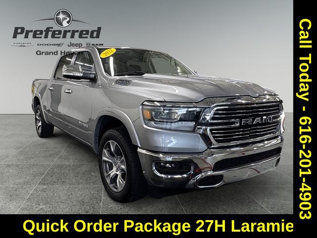2022 RAM 1500 Laramie Crew Cab 4x4 5'7' Box