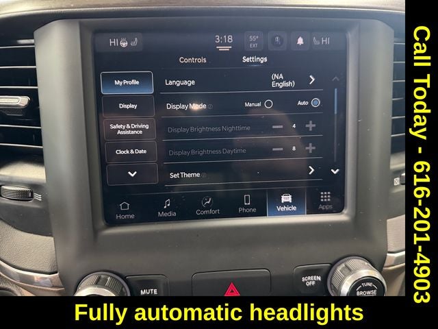 2022 RAM 1500 Laramie Crew Cab 4x4 5'7' Box