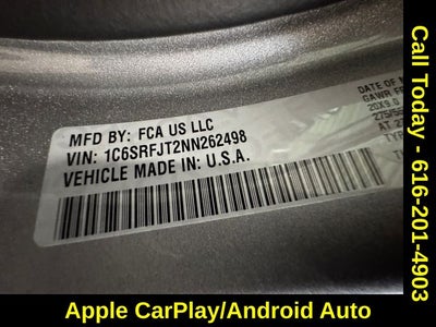 2022 RAM 1500 Laramie Crew Cab 4x4 5'7' Box