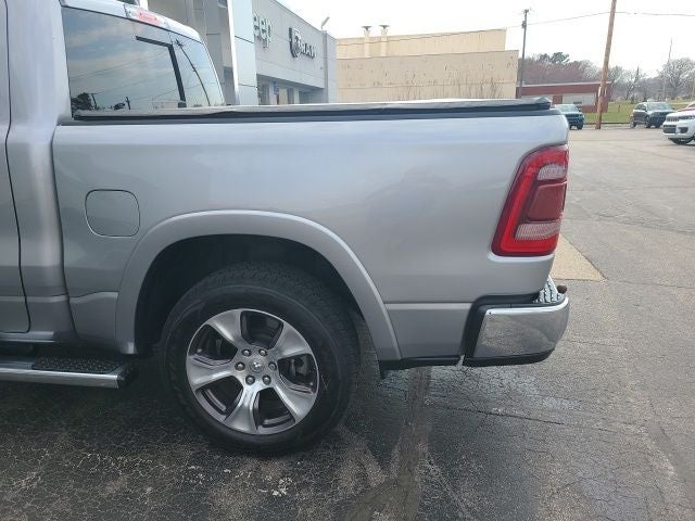 2019 RAM 1500 Laramie Crew Cab 4x4 5'7' Box