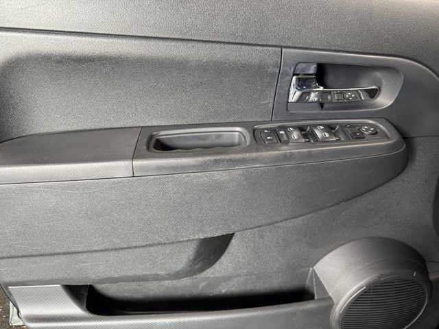 2010 Jeep Liberty Sport 3.7 Liter V6 PowerTech 4WD