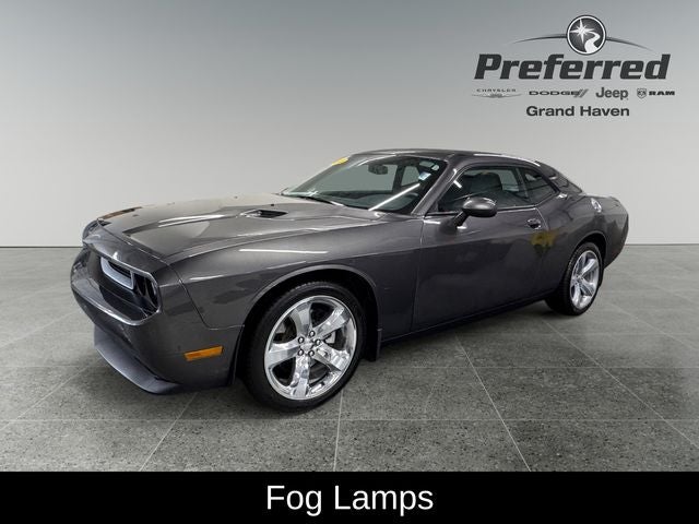 2014 Dodge Challenger SXT Plus