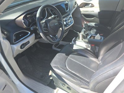2017 Chrysler Pacifica Touring L Plus 3.6 Liter V6 7 Passenger 3rd Row Seating