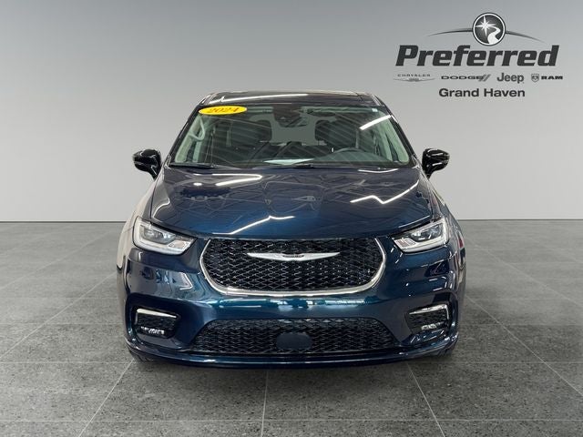 2024 Chrysler Pacifica Touring L AWD