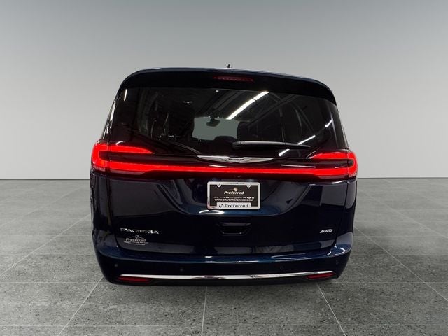 2024 Chrysler Pacifica Touring L AWD