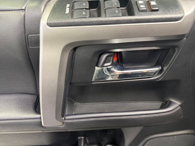 2020 Toyota 4Runner SR5 Premium 4.0 Liter V6 4WD