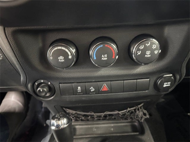 2014 Jeep Wrangler Unlimited Freedom Edition