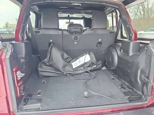 2021 Jeep Wrangler Unlimited Sahara Altitude 2.0 Liter 4D Automatic 4WD