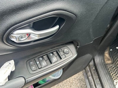 2014 Jeep Cherokee Sport