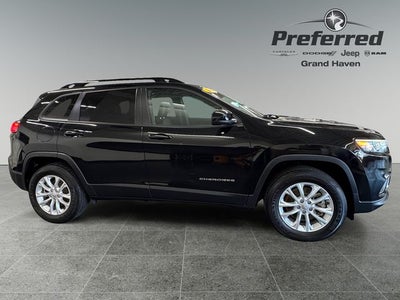 2022 Jeep Cherokee Latitude Lux