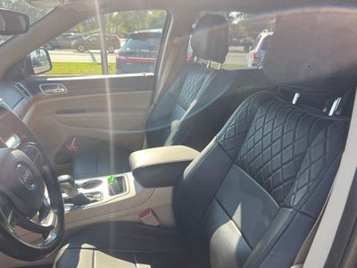 2020 Jeep Grand Cherokee Laredo E 4x4