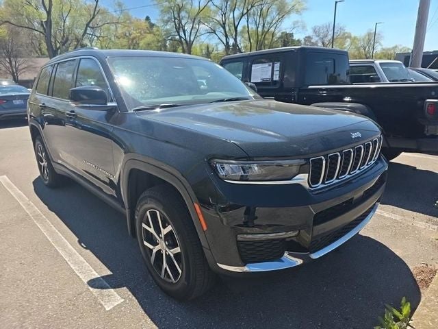2023 Jeep Grand Cherokee L Limited 3.6 Liter V6 4WD
