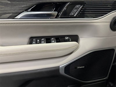 2022 Jeep Wagoneer Series III 5.7 Liter V8 4WD