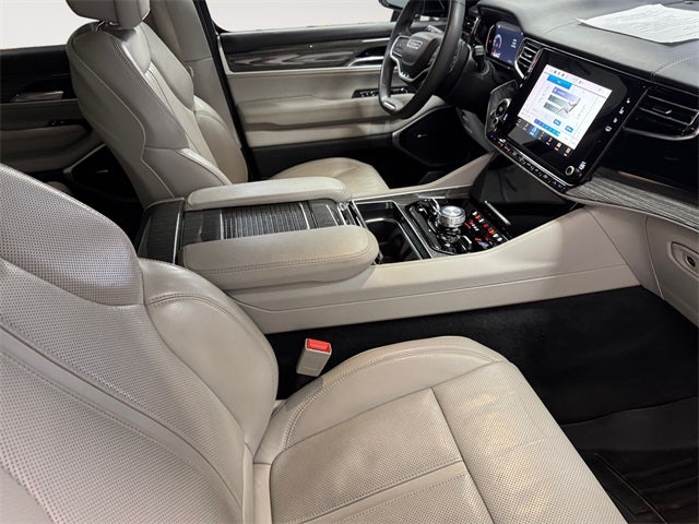 2022 Jeep Wagoneer Series III 5.7 Liter V8 4WD