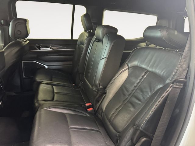 2022 Jeep Wagoneer Series III 4x4