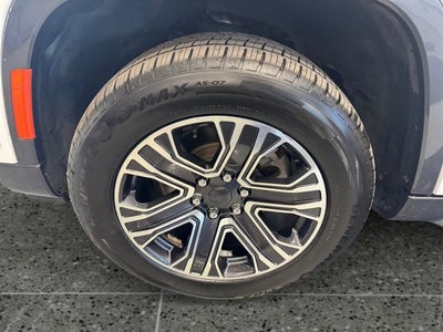 2022 Jeep Wagoneer Series III 4x4