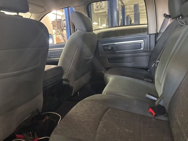 2017 RAM 1500 Big Horn 3.6 Liter V6 Crew Cab 4WD